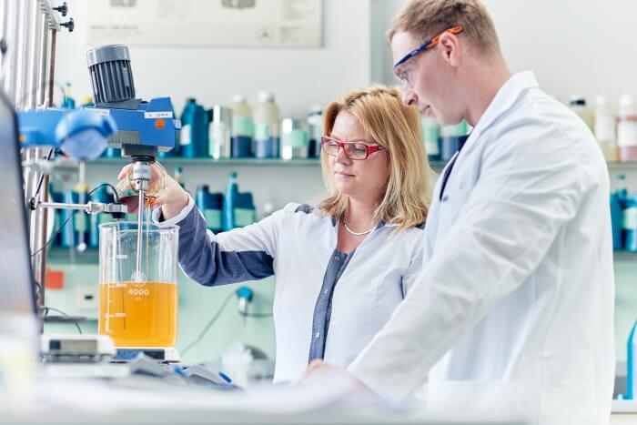 Creation of lubricants in the laboratory