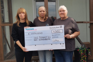 Scheckübergabe an Tierhof Bad Dürrenberg über 1000€